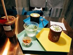 -茶是一枝花泡茶店