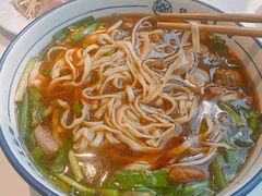 -镇南锅盖面馆(解放路店)