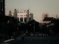 -维乐口腔医院(星海湾分院)