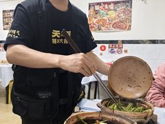 -天宝食坊·啫啫煲大排档(西华路店)