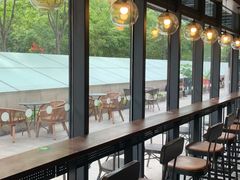 -星巴克(西藏路店)