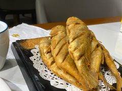 酥炸小黄鱼-海知道大连海鲜水饺(南山大冲店)