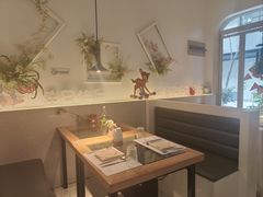 -春树下·树屋花房西餐厅(罍街AS1980店)