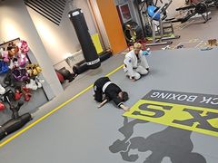 -享受健身·美体塑形馆