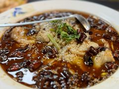-雪湖煜辰鱼头老店(雪野湖店)