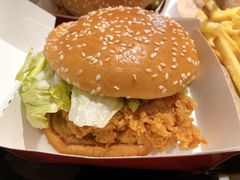 -肯德基(燕岭店)