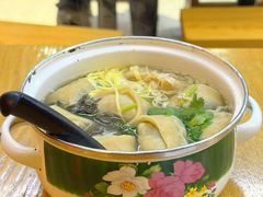 荠菜鲜肉大馄饨-柴爿巷·香酥鸡&馄饨(复兴中路店)