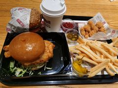 -The Habit Burger Grill 哈比特汉堡(爱琴海店)