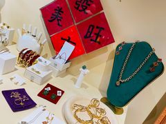 -LADY FAFA(巨鹿路陕西南路路口店)