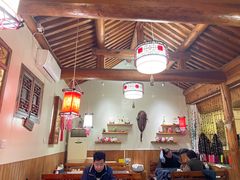 大堂-丽江庭院·云南野生菌·海鲜火锅(鼓楼四合院店)