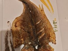 -赶海部落海鲜城(海阳路店)