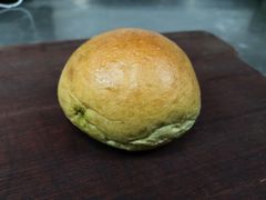 自家红豆抹茶面包-WHEAT&BAKER-麥(凯德来福士店)
