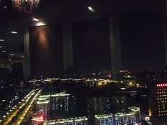 -荣誉国际酒店-云顶旋转餐厅