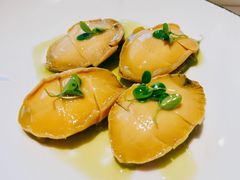 椿苗拌鲜鲍-食廬(浦东嘉里城店)