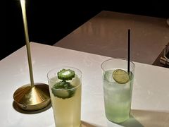 -Mx.cocktail bar