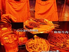 -何师烧烤Pro ·江湖川菜·小龙虾·精酿(太古里旗舰店)
