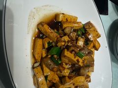 -小隐院子·庭院餐厅(大学城后湖店)