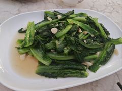 -鲤鱼塘农家山庄