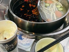 -江二娃串串香(科园四路总店)