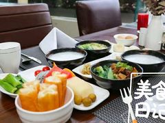-三岔湖环球融创天堂洲际酒店水乐园