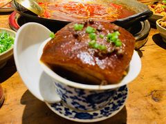 湄洲红烧肉-四小区火锅·巷子里的重庆火锅(花照壁店)