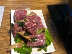 -陆记牛庄·碳锅龙虾烧烤(爱上花园店)