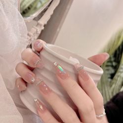 -悦指间美甲美睫