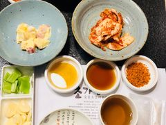 -草家酱蟹炭火烤肉店(珲春南路一店)