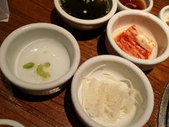 -萨拉伯尔(燕莎友谊商城店)