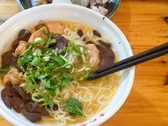 -文山荷鲜居(翠湖店)