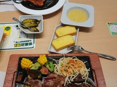 -豪客来牛排(中华城店)