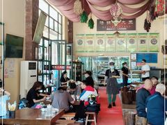 大堂-汤锅大王(新平曹苏黄牛汤锅有限公司)