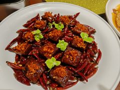 -老铺人家酒店(紫荆名流店)