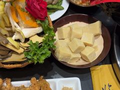 -临江门重庆老火锅(德新里店)