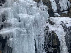 -藏龙百瀑风景区