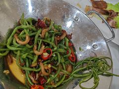 -青啤之家大酒店(登州路店)