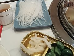 -冰城焰会大丰收铁锅炖(萝岗万达金街店)