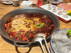 -旧街市鲜货老火锅(大光路店)