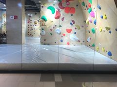 -ROCKPLUS攀岩馆(环宇城店)