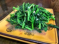 -燕兵眉州肥肠鱼饭店