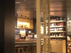 -星巴克臻选(国贸商城首店)
