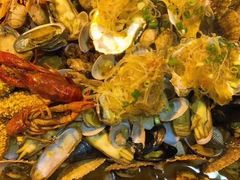 -老东镇啤酒屋海鲜加工·蒸汽海鲜·海鲜烧烤(台东店)