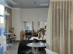 -哈喽似喜照相馆(红谷滩万达店)