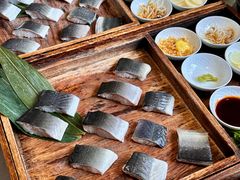 -围炉肉舍•炭烤活鳗•丹东海鲜烤肉(步行街店)