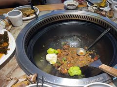 -锅老头海鲜铁锅炖
