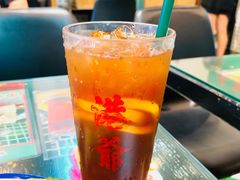 招牌港式柠檬茶-港爺茶檔·茶餐厅(东晓南路店)