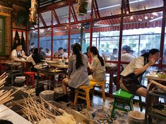 大堂-钢管厂歆瑞源油卤串串香(春熙路太古里店)