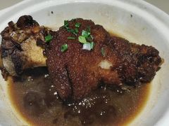 -老码头黑皮肘子锅包肉(赣水路店)