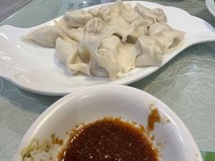 酸菜猪肉馅-黄家饺子东北特色菜馆(湖滨商业街店)