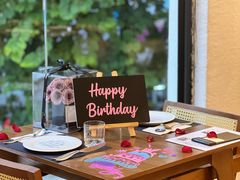 -Mark&Mars Restaurant